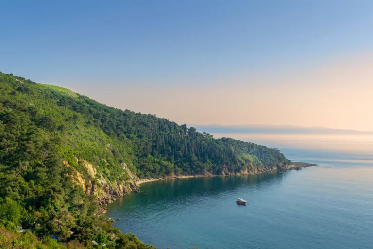 Srušila se turistička znamenitost na Havajima